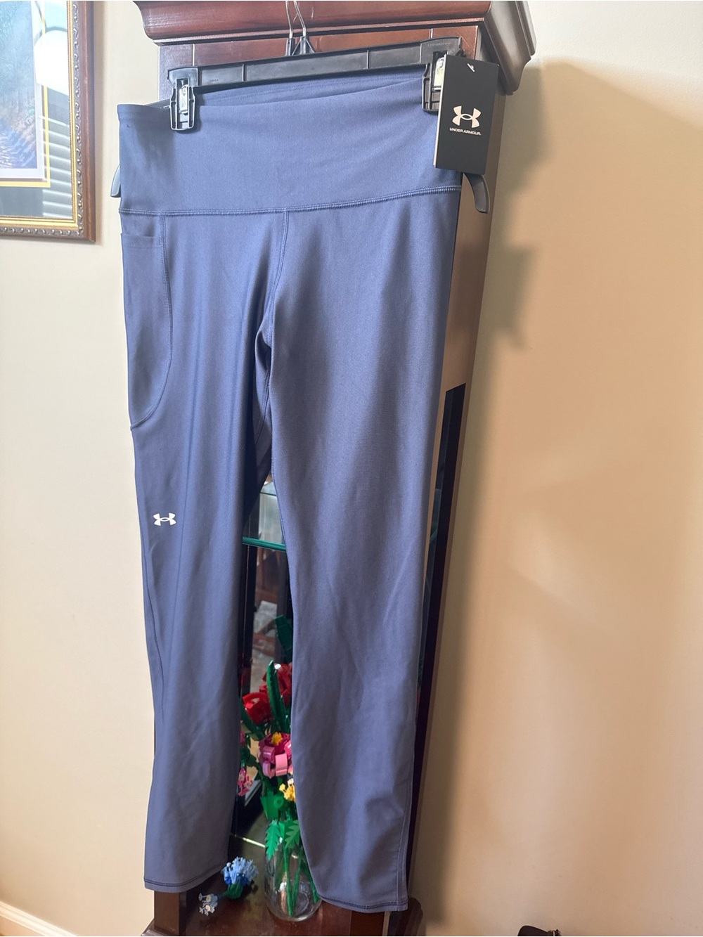 Women’s Under Armour Blue/Grey Leggings - Size Large (157)